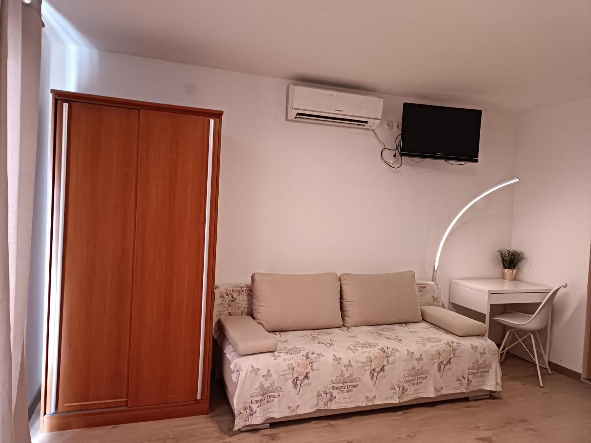 Apartments Jonjic Vodice Exteriör bild