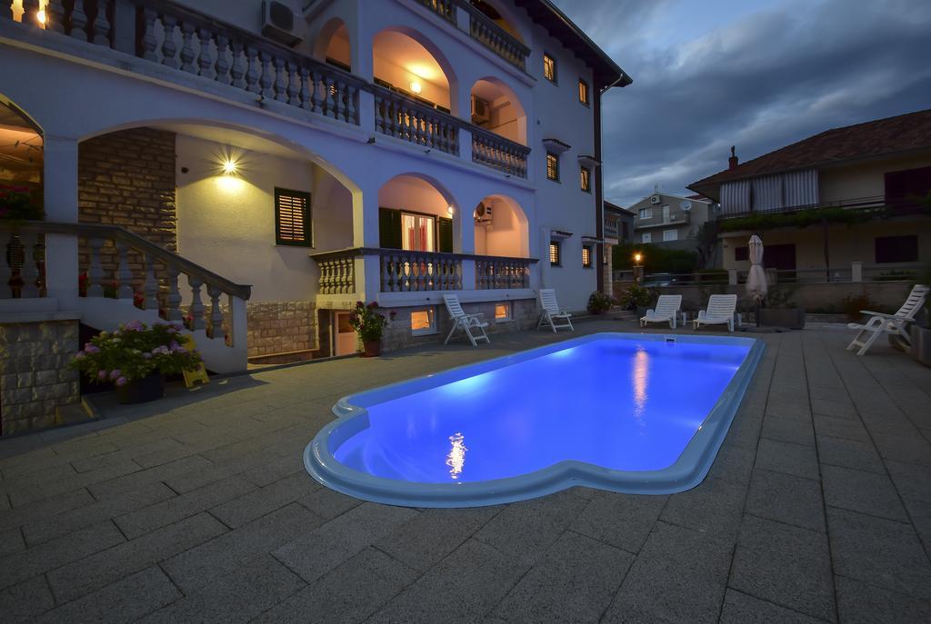 Apartments Jonjic Vodice Exteriör bild